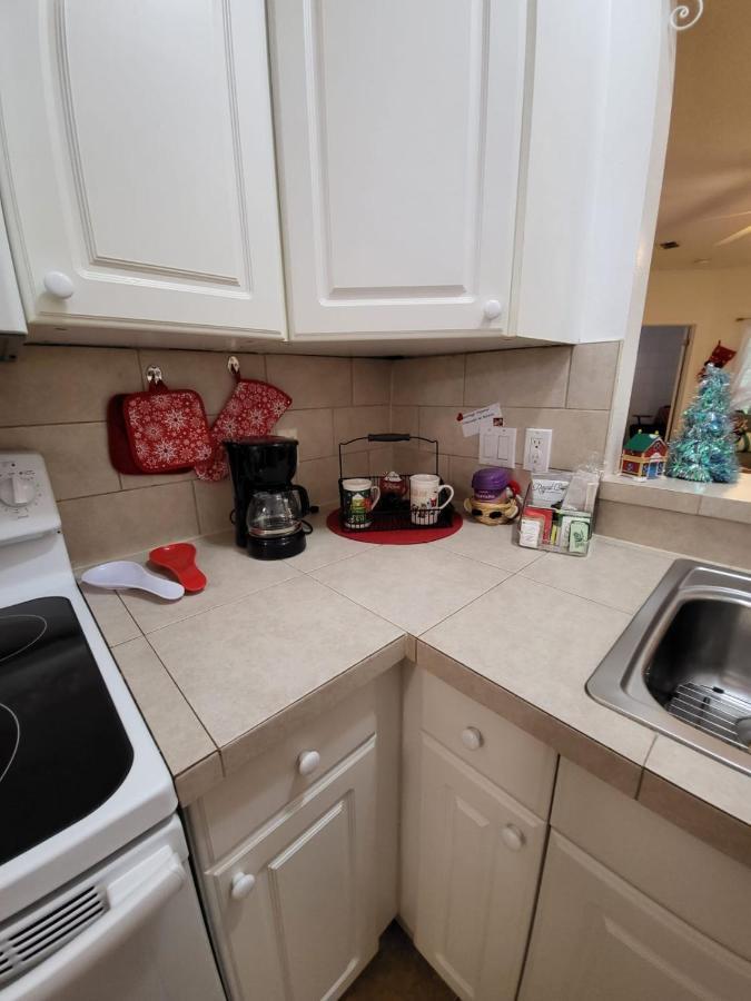 Cozy And Comfortable Apt Near Disney Kissimmee Exterior photo